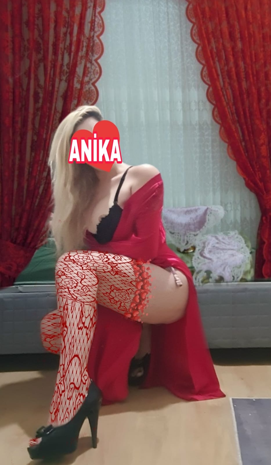 Anika3